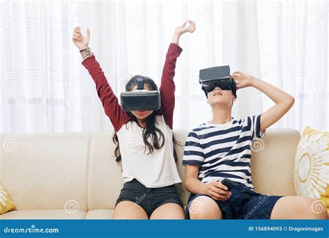 Siblings Testing Vr Goggles Stock Image Image Of Cyberspace Sitting