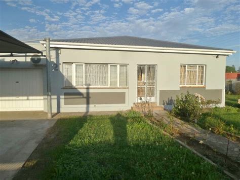 2 Bedroom Houses for Rent in Murraysburg, Western Cape, South Africa