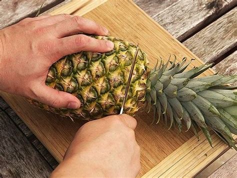 Pineapples What Is The Best Way To Cut A Pinapple Quora
