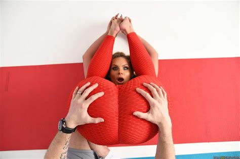 Hot Milf Phoenix Marie Fucks With Yoga Instructor Photos Danny D Milf Fox