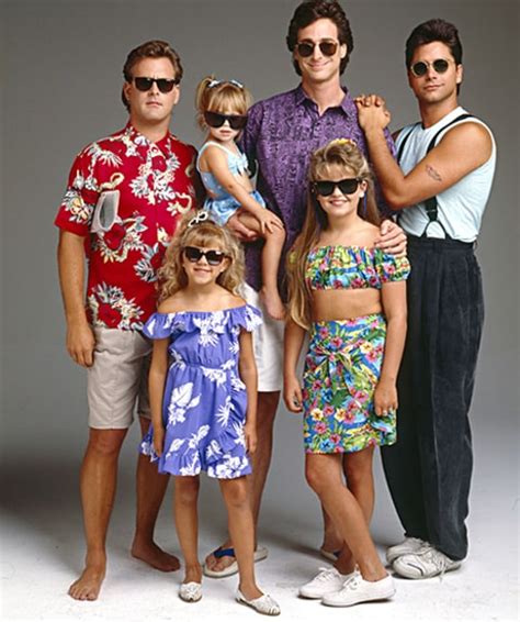 Full House Celebrates 27th Anniversary See The Casts 90s Fashion Us