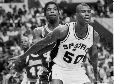 Commentary 29 Years Ago David Robinson Debuted With The Spurs And San