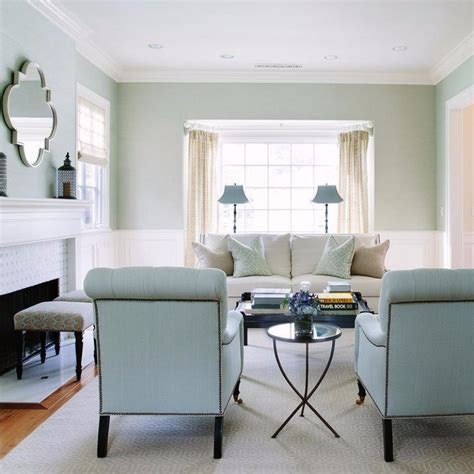 There is really no wrong way to pull off this look, so whether you paint the walls a smoky shade of blue or a bright baby blue, balancing it with white decor will work every time. How To Make a Light Blue-Green Living Room