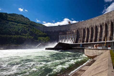 Sayano Shushenskaya Dam Rebuilding Photos · Russia Travel Blog
