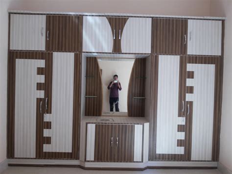 Are you looking for the best bedroom wardrobe design? Excited Ideas of Sunmica Design Wardrobe Gallery | atzine.com