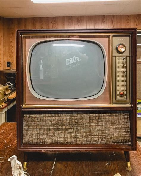 Im Very Excited To Restore This Old General Electric Tv From The Early