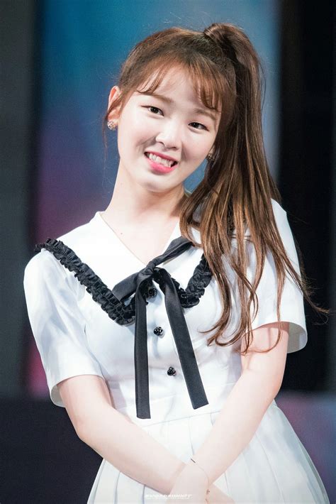 Pin On Seunghee Oh My Girl