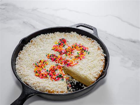 Preheat the oven to 375 degrees f. Giant Skillet Cookie Recipe | Trisha Yearwood | Food Network