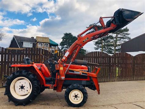 Yanmar F20 4wd Compact Tractor Cw Front Loader And Bucket