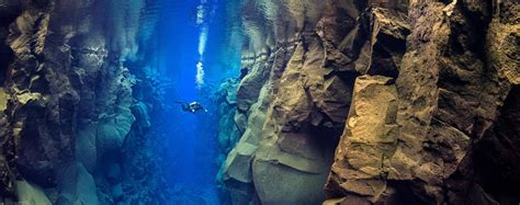 Snorkelling In Iceland Swim Between Tectonic Plates In Silfra Fissure For A Truly Otherworldly