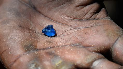 Update On Colored Gemstone Mining In Tanzania Gems And Gemology