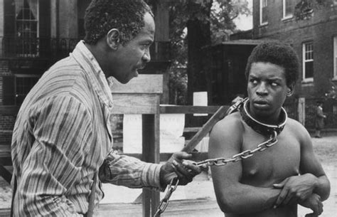 Il s'est fait connaître en jouant le personnage de kunta kinte jeune pour la série racines en 1977. PIONEERS OF TELEVISION: Miniseries | KPBS