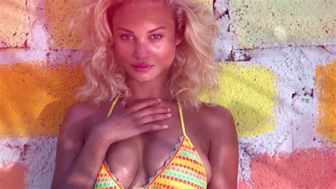 Rose Bertram Sexy 35 Photos S And Video Thefappening