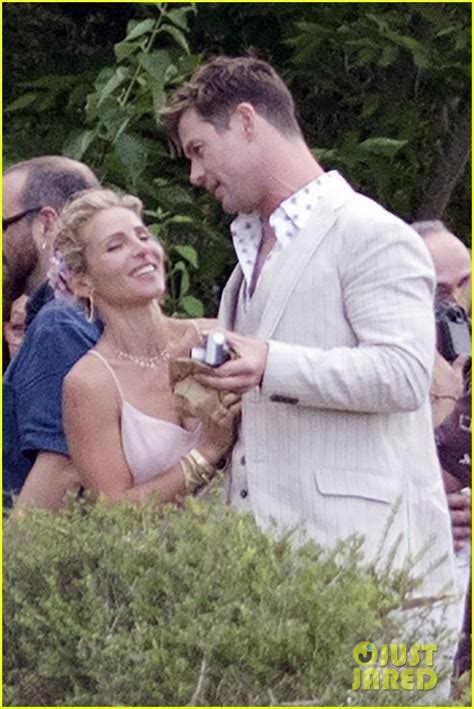 Chris Hemsworth And Elsa Pataky Feel The Love At Elsas Brothers Wedding