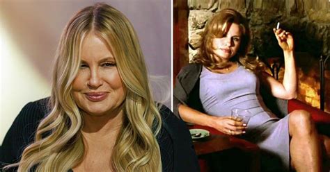 Jennifer Coolidge Slept With 200 People After Playing Stiflers Mom In American Pie ‘i Got A