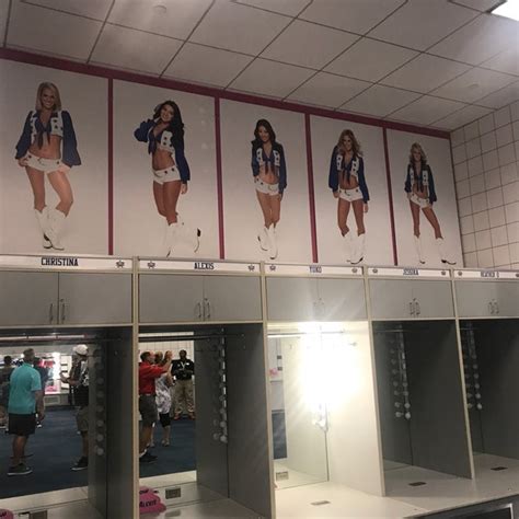 Dallas Cowbabes Cheerleaders Dressing Rooms Xxx Porn