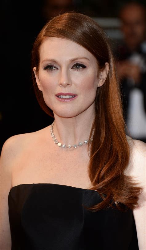 Julianna Moore Makes Her First Red Carpet Appearance At