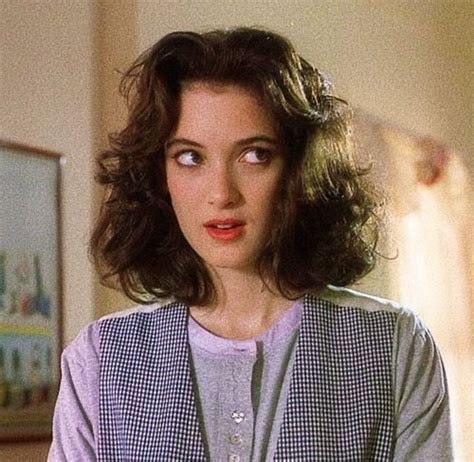 Winona Ryder As Veronica Sawyer In Heathers In Veronica Sawyer Winona Ryder Hair
