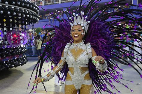 Rio De Janeiros Carnival Costumes Popsugar Latina Photo 29