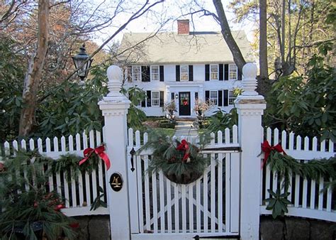 Check spelling or type a new query. Best Outdoor Christmas Decorations - Vintage American Home