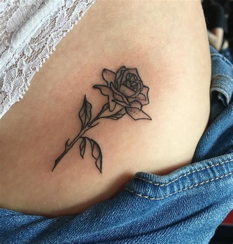 fine-line-baby-hip-rose-walkin-️-flower-thigh-tattoos,-hip-tattoo-small,-rose-tattoo-on-hip