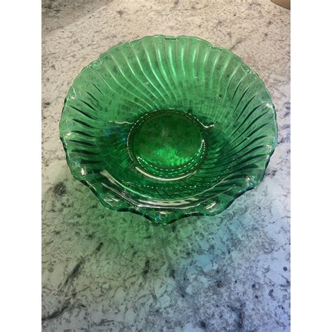 vintage emerald green glass swirl bowl christmas holiday 7 75 round wavy rim etsy