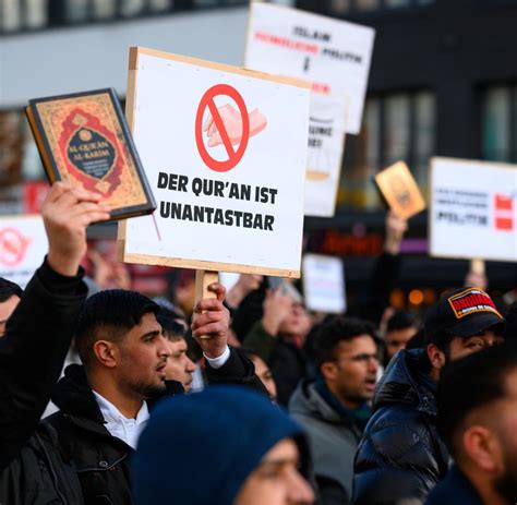 hamburg empörung nach islamisten demo mit 3500 menschen gegen koranverbrennung welt