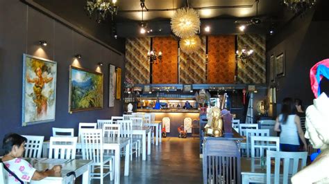 Bunlar 'mavi gökyüzümüzün kutlaması' ve 'işık ritmi'; It's About Food!!: Nona Bali Restaurant @ Karpal Singh Drive