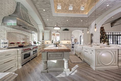 Luxury Kitchen That Hood For The Home In 2019 Luxury Luxury Kitchen