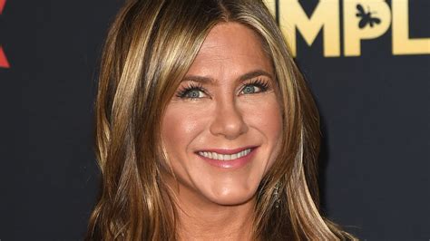 jennifer aniston reveals the real reason why friends isn t getting a reboot mirror online
