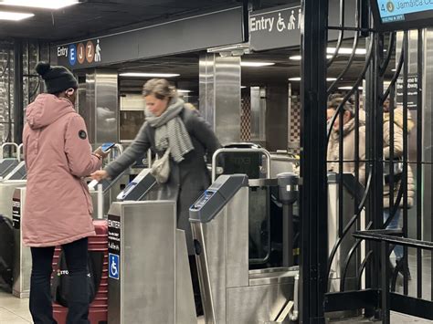 Fare Gates Replace Turnstiles At Sutphin Blvd MTA Hopes New Gadgets