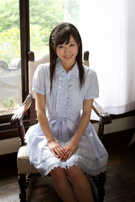 visual web s [ watanabe mayu ] idol group around the world