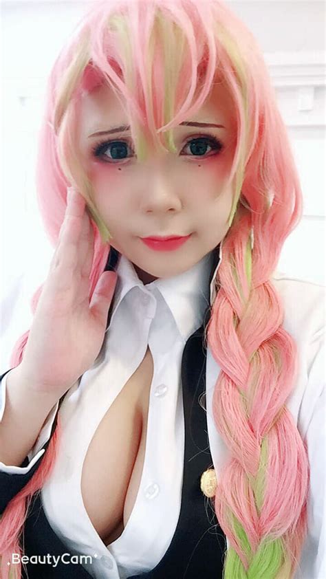 Uy Uy Has Just Released Her Sexy Cosplay Of Mitsuri Kanroji From Demon