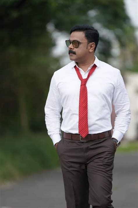 Jack, a thief of hoodwinks the system and steals black money is chased by daniel, a cop intent on catching him. Jack Daniel Malayalam Movie Stills And Location Photos ...
