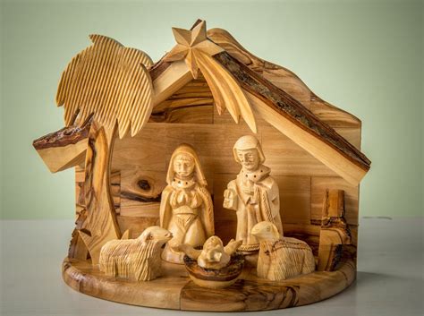 E29olive Wood Nativity Set Carved Nativity With Stable Holy Etsy