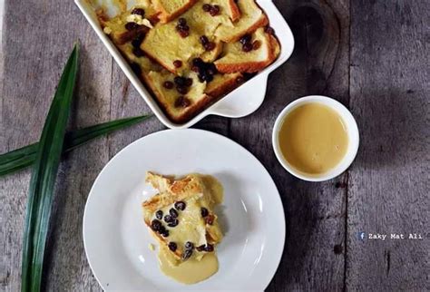 Resepi puding roti kukus bakar dengan sos kastard sedia menemani petang anda. Kukus Boleh, Bakar Pun Boleh, Puding Roti Kukus Dengan Sos ...