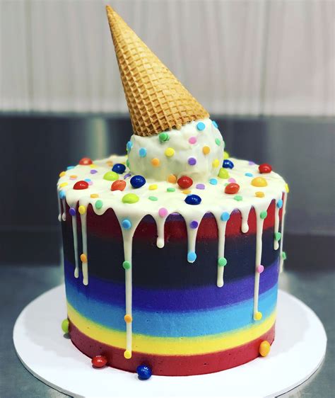 Pin On Buttercream Drip Cakes