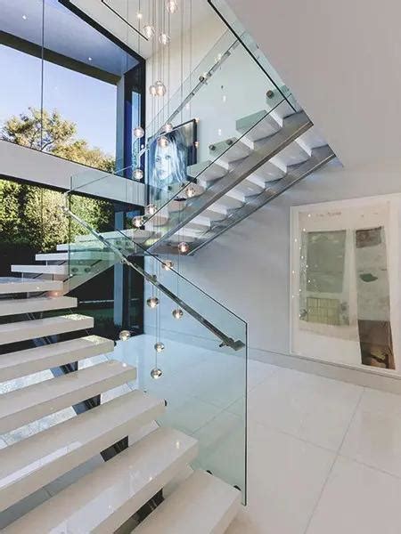Hot Selling Fashionable Style Interior House Glass Floating Staircase