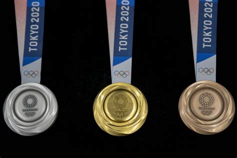 Le Medaglie Delle Olimpiadi Di Tokyo 2020 Sono Fatte Di Smartphone Riciclati Wired