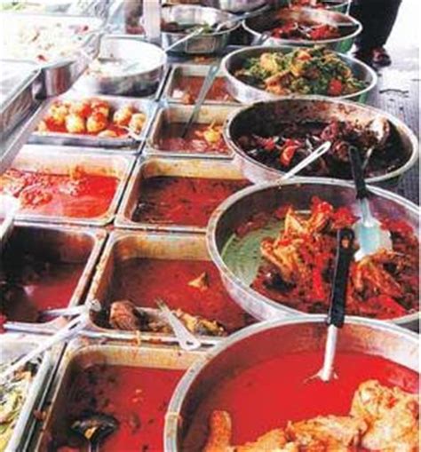 Nasi padang is literally translated as 'rice' from padang city in indonesia. Food & Makan Places: Restoran Nasi Padang Minang, Penang