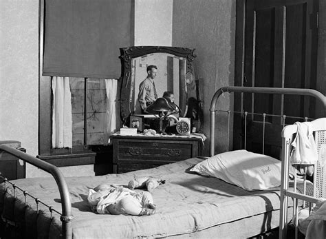 1940s Bedroom