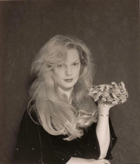 40 Hot Pictures Of Zeena Lavey Pictures Prove She Is A Taylor Swift