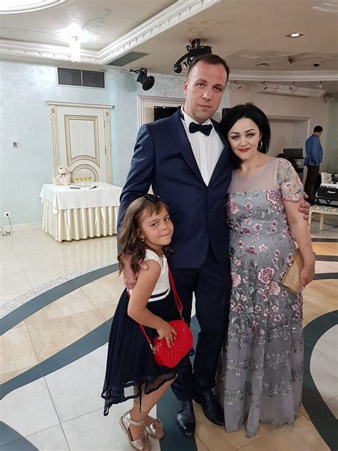 Scumpa mama, bratele tale au fost mereu deschise cand am avut nevoie de o imbratisare. Lenuța Gheorghiță și soțul ei sărbătoresc 8 ani de ...