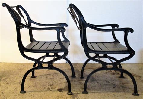 Paint the chair with a paint roller. Antique American Cast Iron Sea Horse and Scallop Shell ...