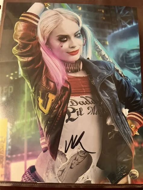 Margot Robbie Harley Quinn Sexy Grin Signed Autograph X Photo Coa Picclick