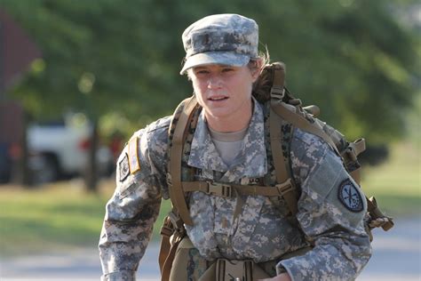 Lieutenant Runs For Her Life Article The United States Army
