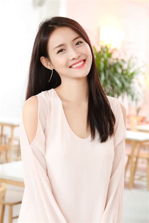 Trương mỹ nhân kêu cứu vì phải trả nợ cho mẹ suốt 10 năm. Trương Mỹ Nhân của The Face: Nếu chỉ còn sống được 10 năm ...