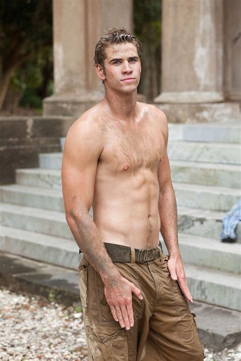 Behold The Grand Tradition Of Shirtlessness In A Nicholas Sparks Movie Liam Hemsworth