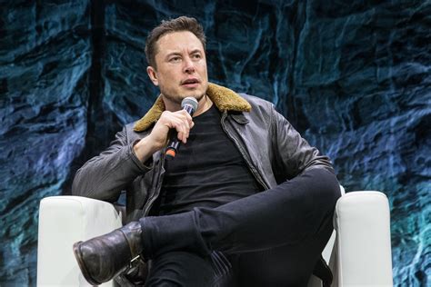 Elon Musk Says People Who Don't Think AI Could Be Smarter Than Them Are 