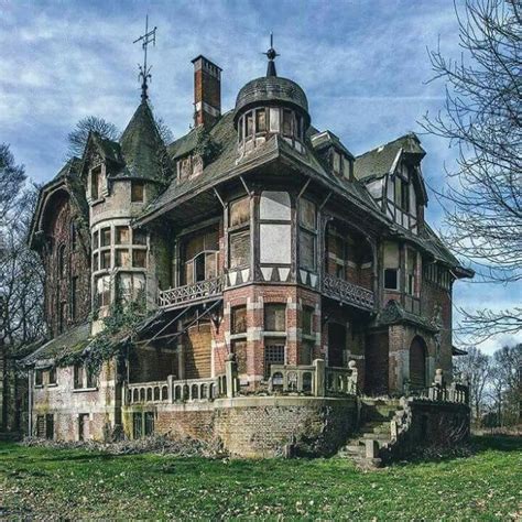 An Abandoned Victorian Mansion In Belgium Old Abandoned Houses